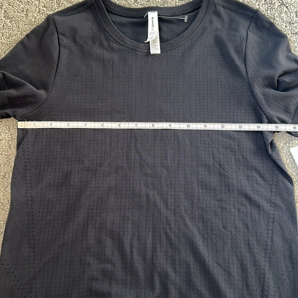Athleta In Motion Seamless Top Workout Athletic Active Gym Tee Black SZ XS NWT - Picture 11 of 14